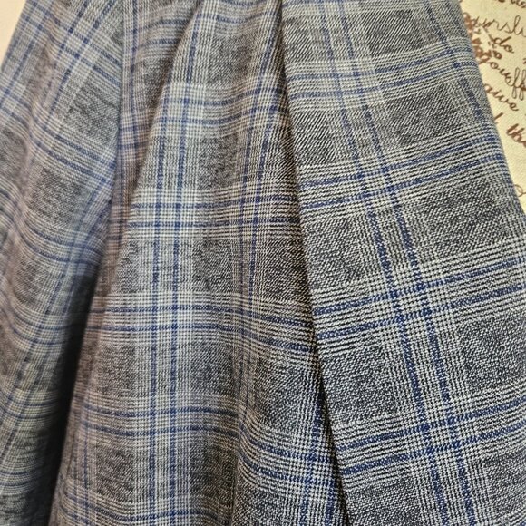Grey/Blue plaid blazer - Picture 3 of 10